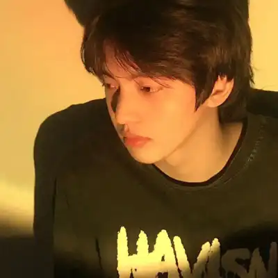 严旭君